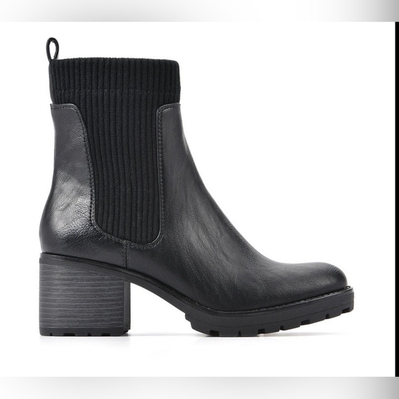 White Mountain Benji Size 5 Women's Black. New With out Box - Picture 6 of 9